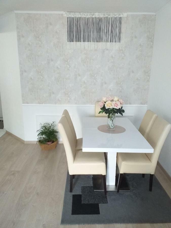Apartman Jurilj Makarska Bagian luar foto