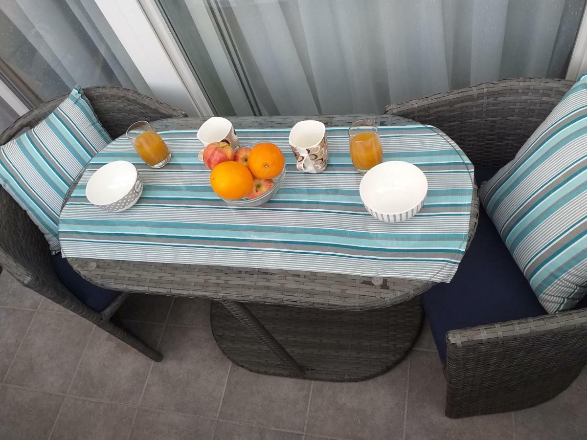 Apartman Jurilj Makarska Bagian luar foto