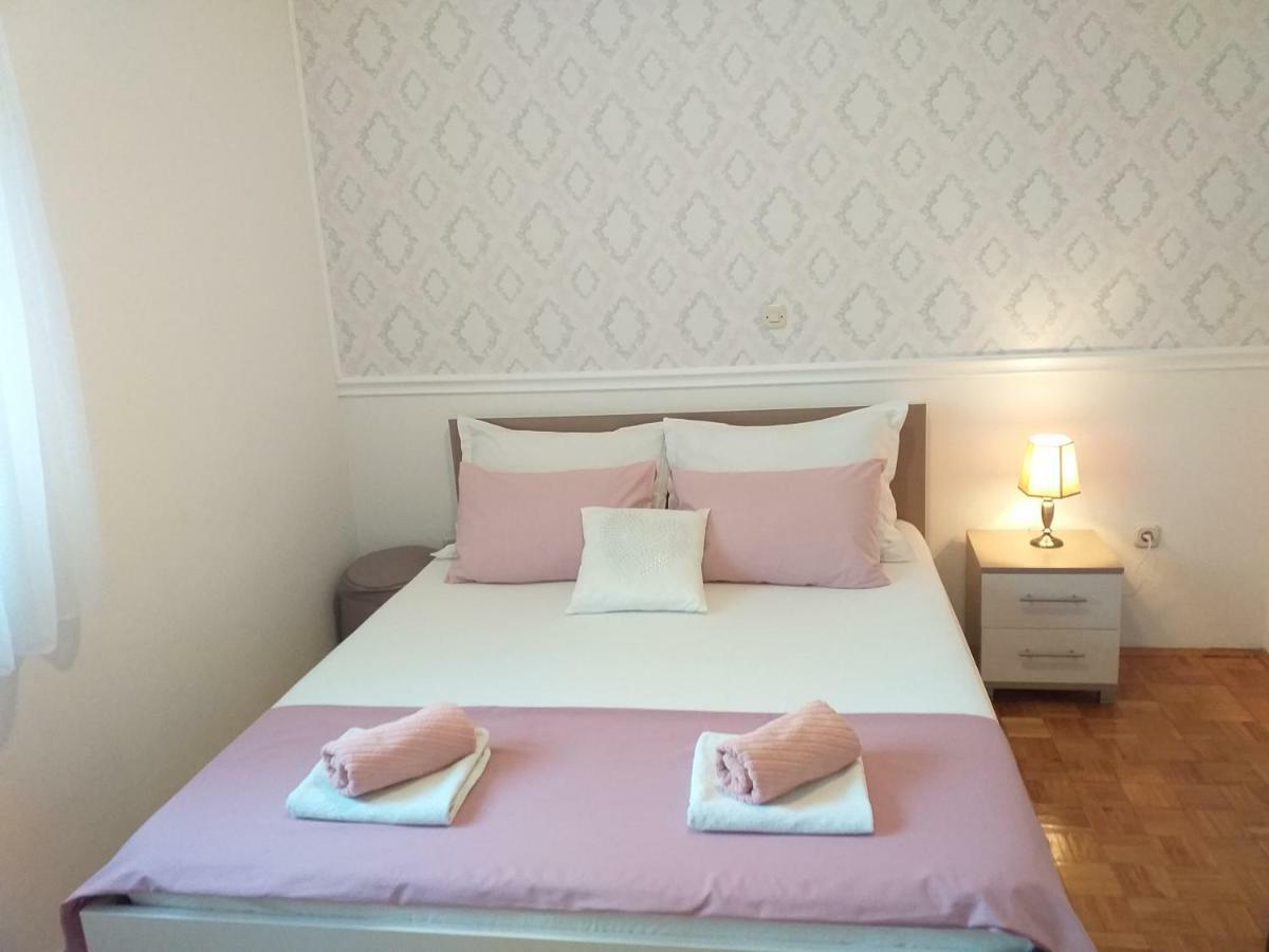 Apartman Jurilj Makarska Bagian luar foto