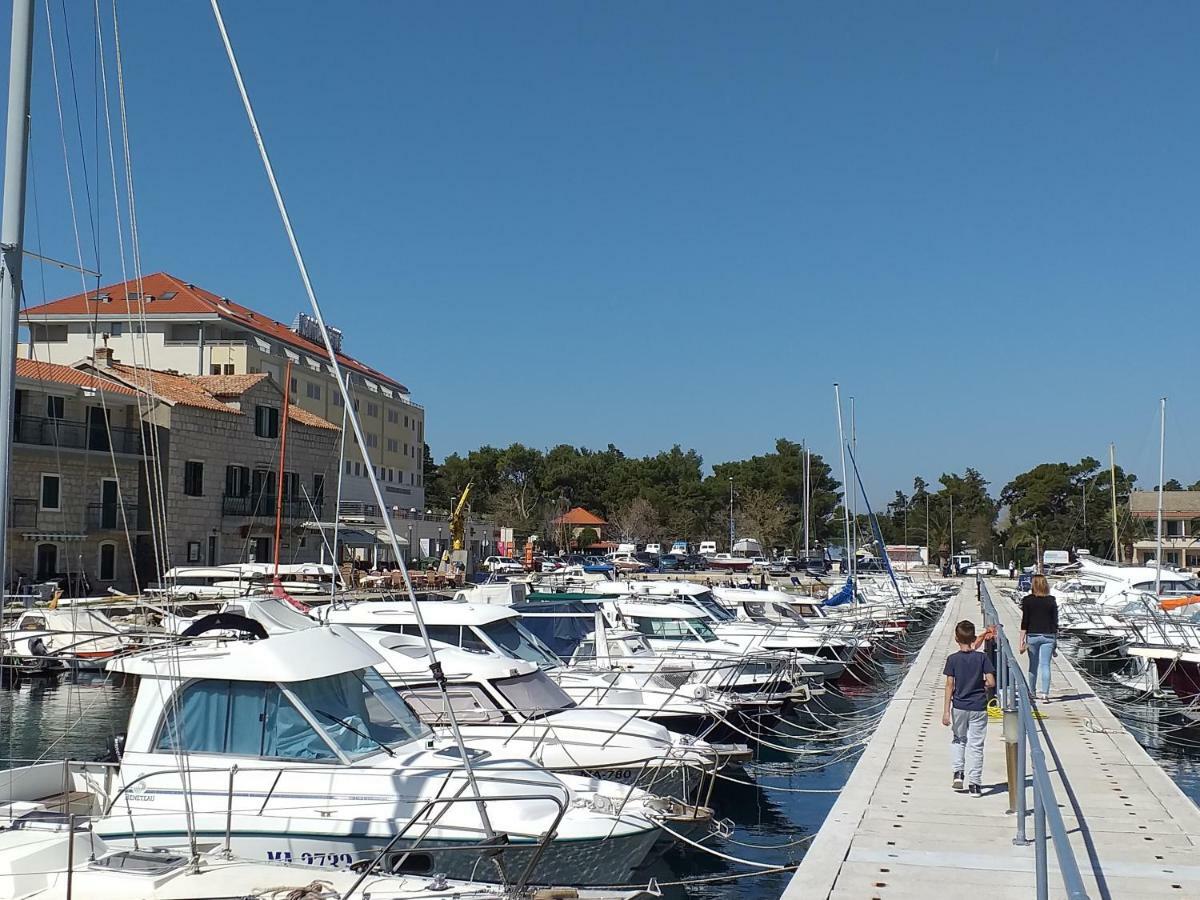 Apartman Jurilj Makarska Bagian luar foto
